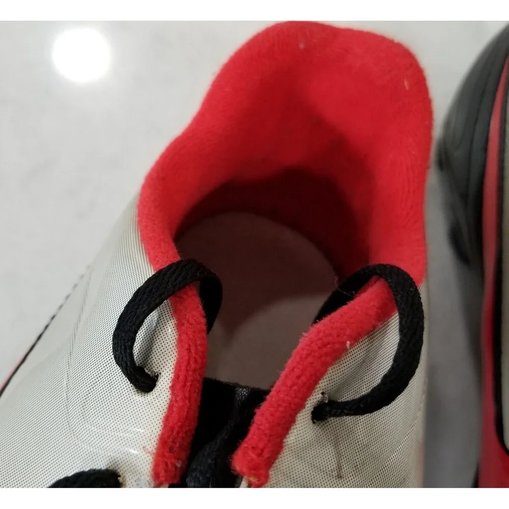 Nike Medio FG US 11 Black Red White Cleats 442122-061 Year 2011